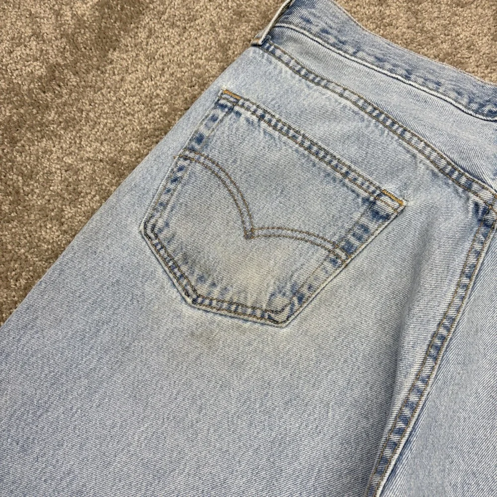 Vintage 90s Levis 501xx Light Wash Button Fly Jeans 36x30 (Fits 34x29)